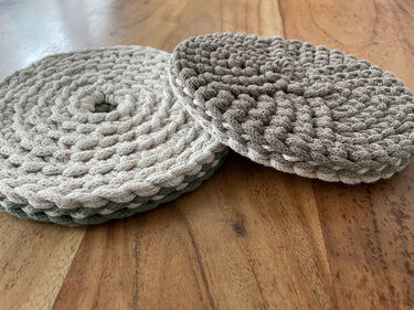 Klassischer Topfuntersetzer, schnell gehäkelt, dick, ideales Geschenk - Häkeln