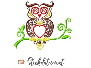 Ornamentale Eulen-Stickerei mit Herz und grünen Ranken, dekorativ gestaltet