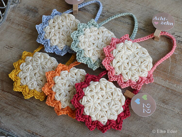 Sterntäschchen "Estelle" Adventskalender, Gutscheintäschchen - Häkeln