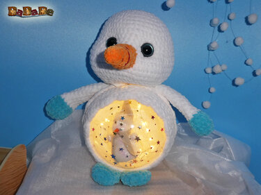 Geschenk-Kugel-Schneemann, von Dadade - Häkeln
