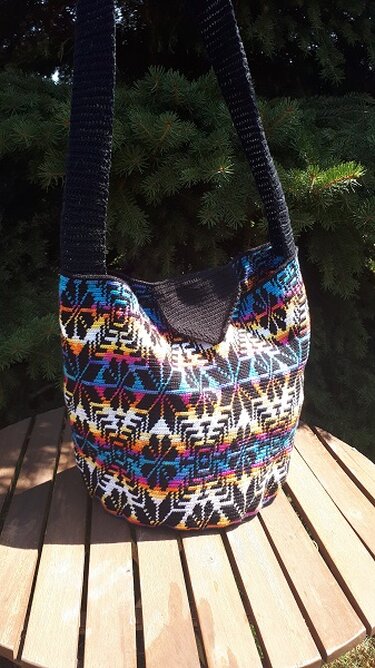 Tasche mit Tapestry gehäkelt, Iguzzina - Häkeln