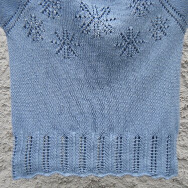 Knitting Pattern Raglan top down "Snowflakes"