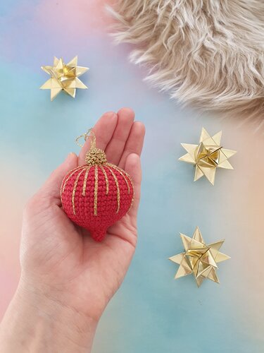 Crochet pattern: "Christmas Bauble Vintage" - crochet Christmas ornament