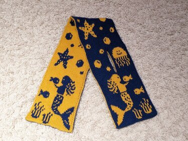 Double knitting pattern scarf "Magic Seaworld"