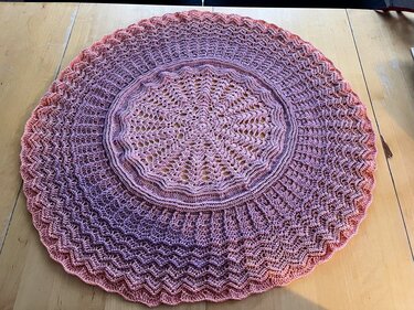 Häkelanleitung Kreisdecke Tischdecke Sol