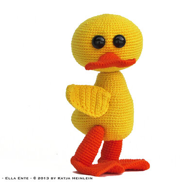 Amigurmi Ella Ente Häkelanleitung Häkelmuster von Katja Heinlein Entchen Vogel Häkelfigur Tier watschelente Häkelmuster nacharbeiten häkeln