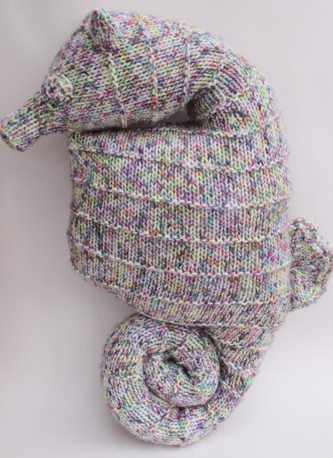 Seahorse Cushion Knitting Pattern