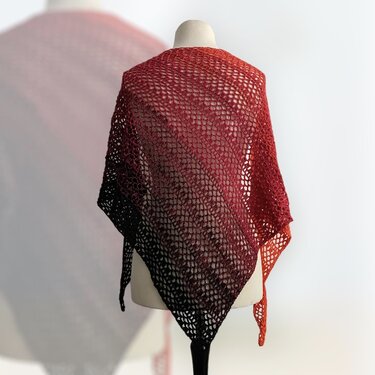 Crochet pattern asymmetrical Eilian