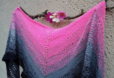 Dreiecktuch "Midnight Lady" - Stricken