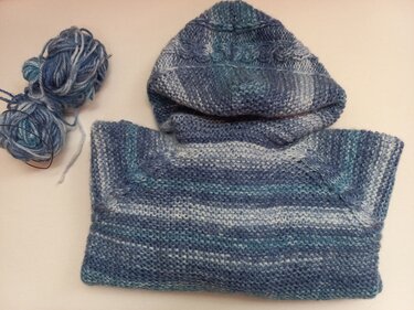 Strickanleitung Kinderjacke 110/116, 4-5 J, mit Kapuze, detailgenau