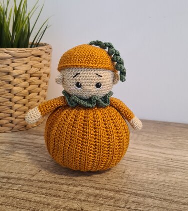 Häkelanleitung Kürbis Kalle