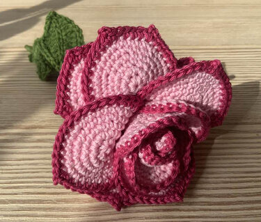 Eine Rose Geburtstag- Hochzeit-Muttertag - Häkeln