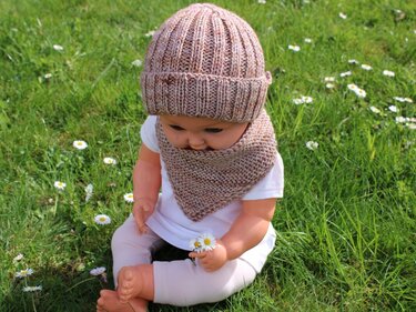 Baby Set Nr 1: hat and shawl in 2 sizes (baby and toddler) - Knitting