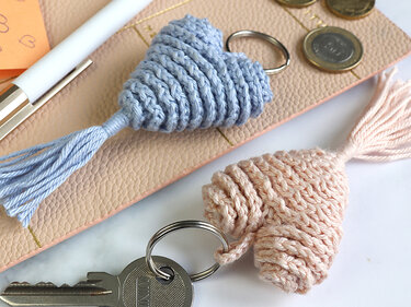 Heart with Tassel – Bag Dangler, Key Chain - Crochet