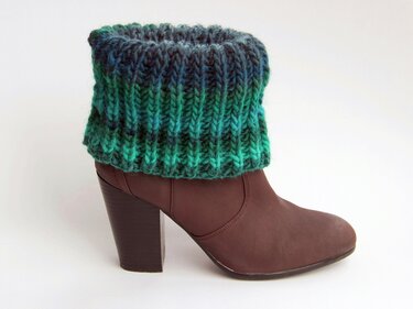 Stiefel-Stulpen - Strickanleitung gratis