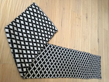 Schal Süsse Erinnerungen – Eine Double-Face Strickanleitung