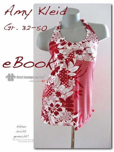 Rot-weißes Neckholder-Kleid mit Blumen- und Punktemuster auf Schneiderpuppe