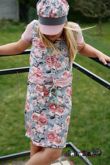 Kleid Mädchen – E-Book Schnittmuster Gr. 134-176 – Helma Teens - Nähen