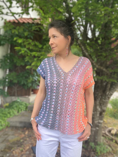 Häkelanleitung – Summer of Love V-Neck Shirt – im Grannymuster - Bild 5