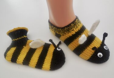 Strickanleitung Bienensöckchen - Bee Happy - Gr. 22 - 29