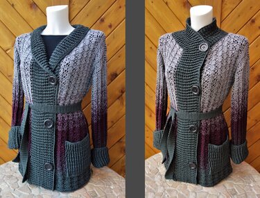 Gehäkelte Damenjacke in Grau, Dunkelgrün und Bordeaux mit Knöpfen, Gürtel und Taschen auf Büste