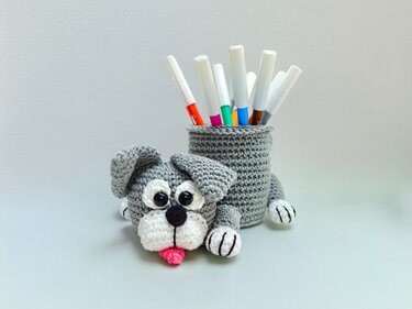 Dog Pen/Needle Container - Crochet Pattern