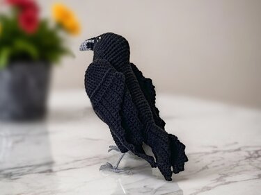 Raven. Halloween decor. Crochet pattern