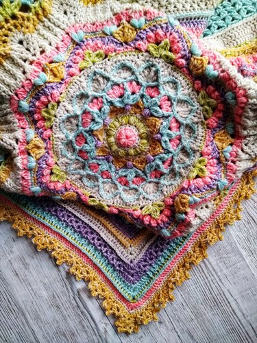 Pattern Elerrína Blanket - Crochet