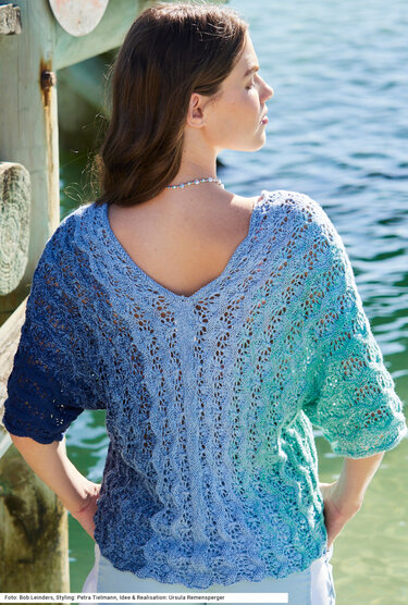 Quer gestricktes Top in Blau-Türkistönen - Bild 3