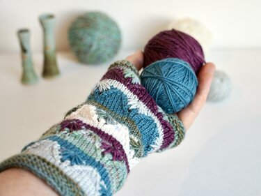 Wrist Warmers "Happy Scrappy", Knitting Pattern, Size S - L