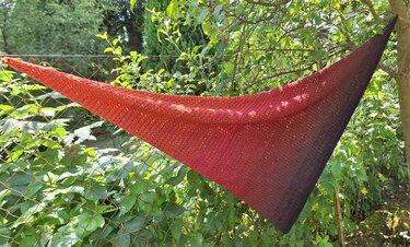 Tuch Loop Schal Drachenblut - Häkeln