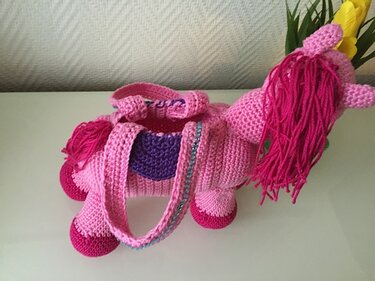 Kostenlose Häkelanleitung Tasche für Mädchen als Pferd - Bild 7
