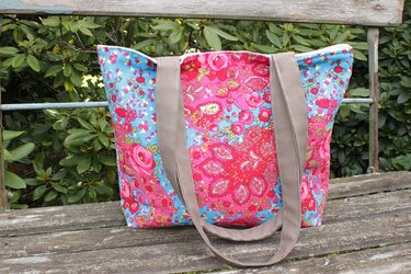 * Valea *  E-Book SchulterTasche Nähanleitung Taschenschnitt Tasche