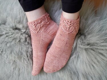 Sneakersocken "Tulips", Strickanleitung, Größe 35 - 42