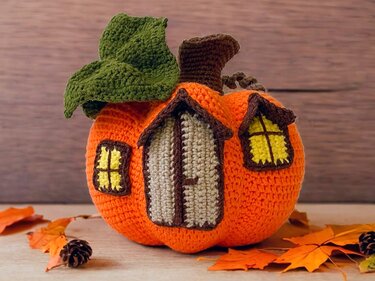 Kürbishaus. Häkelanleitung