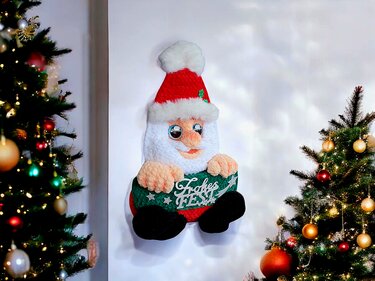 Crochet pattern christmas door decoration