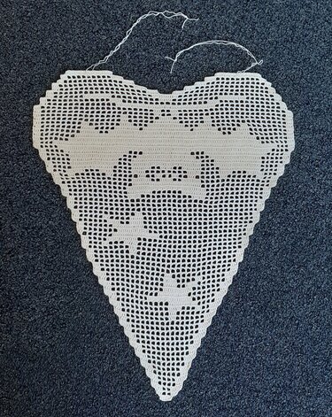 Fensterbild Fledermaus Häkelanleitung