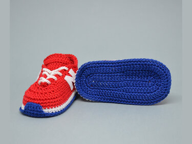 Crochet Pattern baby booties, crochet sneakers for baby 6-9 months