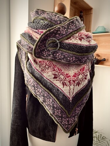 "Fairy Glen" Tuch aus der Highland Collection - Stricken