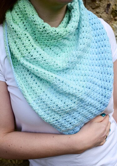 Triangular shawl - Crochet