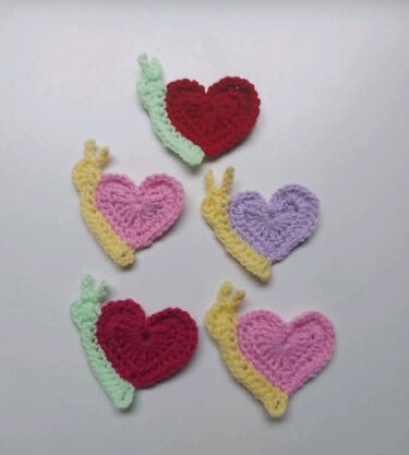 Heart Snail Application - Crochet
