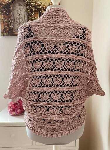 Queenie by Elso Designs