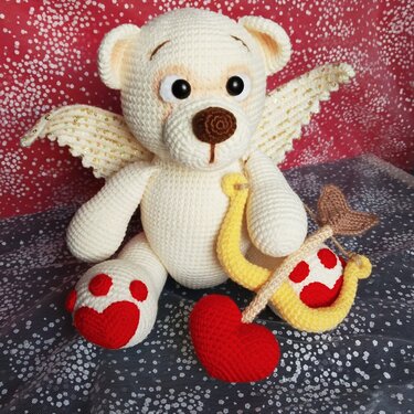 Häkelanleitung für Valentinsbären, Teddy-Amigurumi-Anleitung, Amor-Bär-Pupp