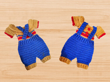 Crochet Jumpsuit Phone Bag pattern