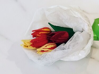 Zweifarbige Tulpe. Häkelanleitung