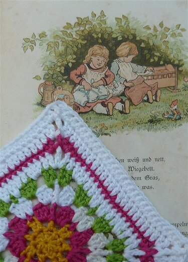 Papierbox aus Granny Squares - Bild 2