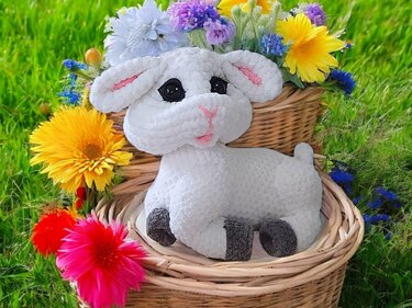 Crochet pattern Lammy lamb