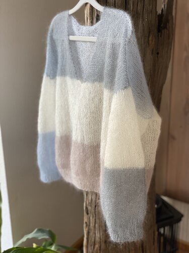 Lightweight Sweater KYOTO - Knitting