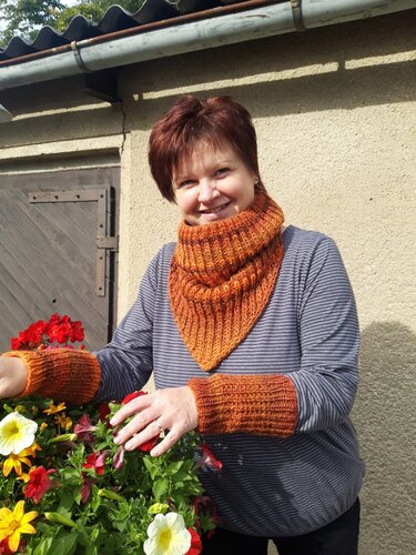 Set aus Loop und Pulswärmer - Stricken