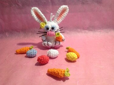 Baby-Bunny around the egg - Crochet Pattern from Diana´s kleiner Hä